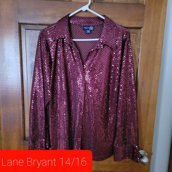 LOT OF PLUS SIZE CLOTHING - Picture 6 of 16